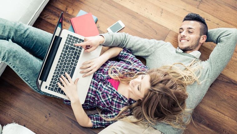 Según los expertos, debes hacer esto para fortalecer la relación con tu pareja Foto: Shutterstock