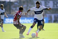 Gimnasia y Estudiantes jugarán las semifinales en el Bosque. Gimnasia y Estudiantes jugarán las semifinales en el Bosque.