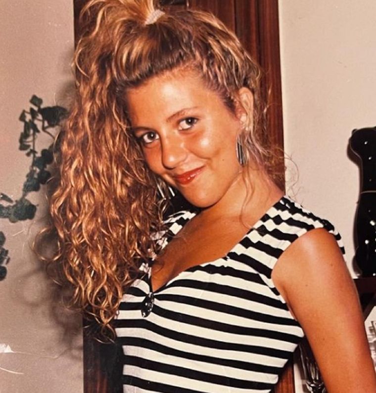 Mónica Ayos Así de linda se veía Mónica Ayos en su juventud Foto: Instagram