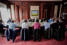 Kicillof, con intendentes. Foto: Agencia Télam