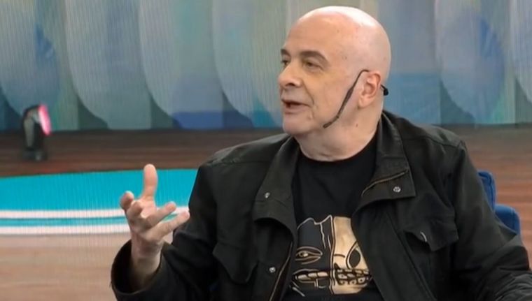 La triste noticia de su muerte dejó un profundo dolor entre sus familiares y colegas que lo acompañaron en su extensa y exitosa carrera artística. Foto: Captura de pantalla TV.