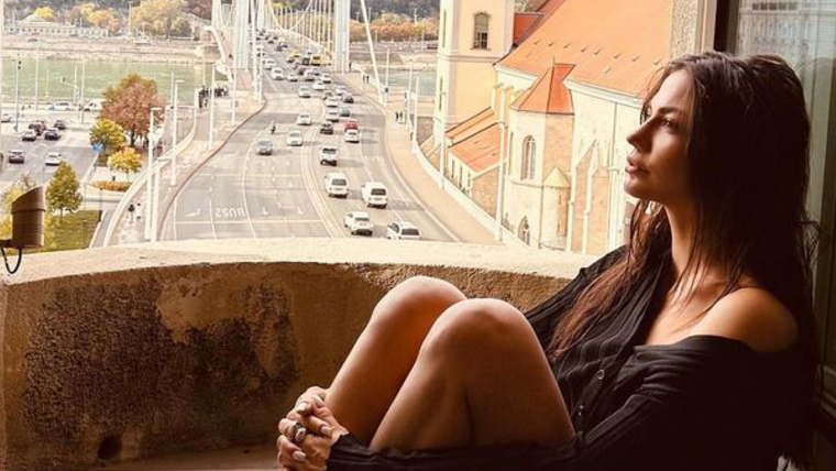 Demet Özdemir En Budapest Foto: Fuente: Imagen - Instagram @demetozdemir