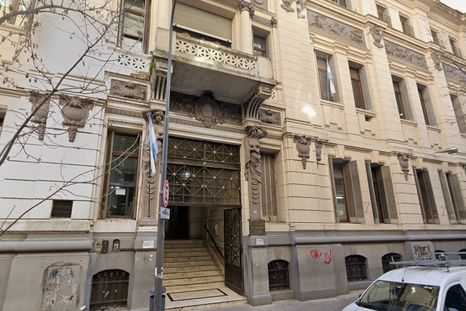 alarma en recoleta: el colegio carlos pellegrini esta bajo protocolo por una amenaza de masacre escolar alarma en recoleta: el colegio carlos pellegrini esta bajo protocolo por una amenaza de masacre escolar