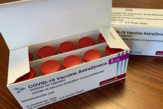 La vacuna de AstraZeneca fue sometida a nuevos estudios tras algunos casos sospechosos en Europa La vacuna de AstraZeneca fue sometida a nuevos estudios tras algunos casos sospechosos en Europa