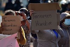 En el mundo hubo protestas por las cuarentenas extensas.