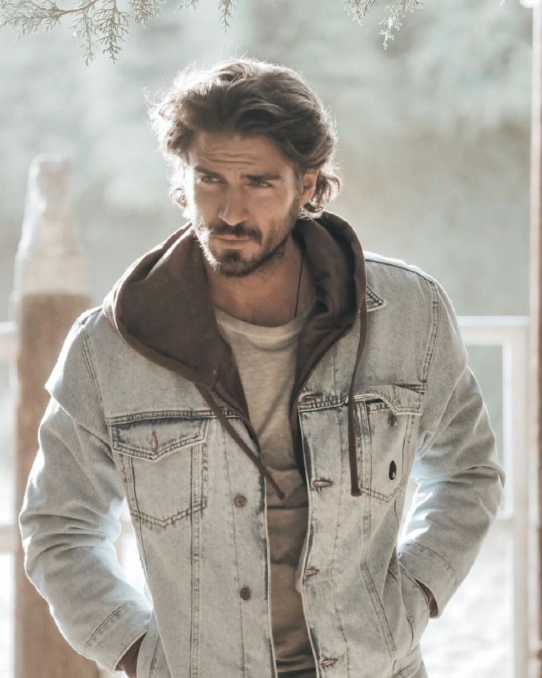 Maxi Iglesias y Stephanie Cayo protagonizaron Hasta que nos volvamos a encontrar