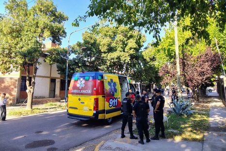 El hecho ocurrió en calle Carlos Gardel de Godoy Cruz El hecho ocurrió en calle Carlos Gardel de Godoy Cruz