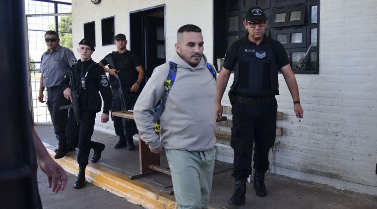 Tablado fue condenado nuevamente hace un mes por ser encontrado culpable de violar las perimetrales que tiene con sus hijas y con Edgardo Aló, el padre de joven que asesinó Foto: Telam