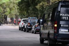 El operativo concluyó con un detenido, un auto secuestrado y la recolección de varios elementos de interés para la causa Foto: ALF PONCE MERCADO / MDZ