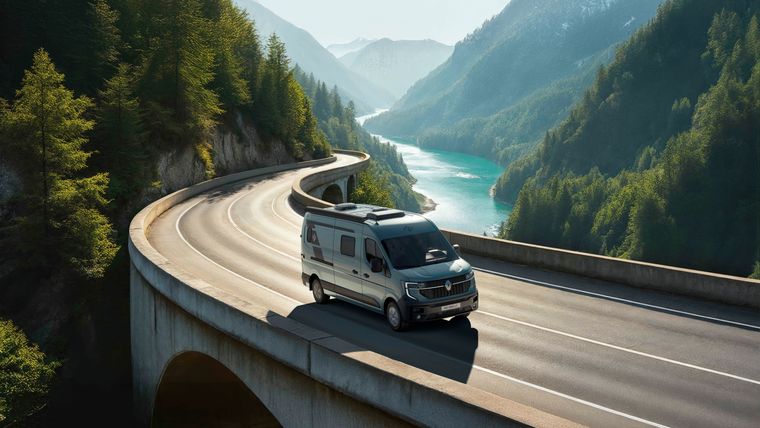 Basados en el Renault Master: Así es el nuevo motorhome de Ahorn Camp