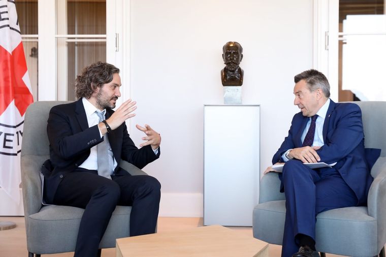 Cafiero, junto al presidente del Comité Internacional de la Cruz Roja, Peter Maurer. Foto: Cancillería Argentina