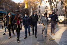 Ulpiano Suarez, intendente de la Ciudad; y Mariana Juri, Ministra de Turismo y Cultura, en la filmación. Foto: Municipalidad de la Ciudad de Mendoza Ulpiano Suarez, intendente de la Ciudad; y Mariana Juri, Ministra de Turismo y Cultura, en la filmación. Foto: Municipalidad de la Ciudad de Mendoza