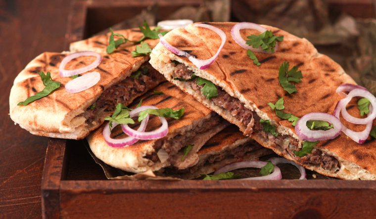 Arayes de carne molida: una receta deliciosa y fácil de preparar Foto: Shutterstock