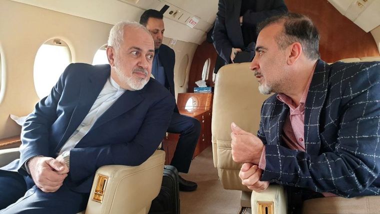 El ministro de Relaciones Exteriores de Irán, junto a Massoud Soleimani, liberado en EE.UU. a cambio de la libertad del chino-estadounidense Xiyue Wang. Foto: La Vanguardia