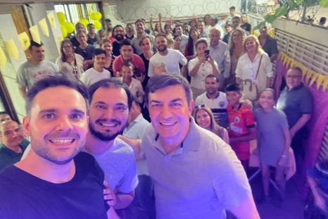 ¿Otros tiempos? Gabriel Pradines, Álvaro Martínez y Omar De Marchi. ¿Otros tiempos? Gabriel Pradines, Álvaro Martínez y Omar De Marchi.