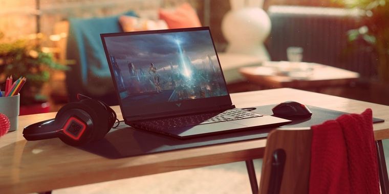 El procesador Intel Core i7-13620H y la tarjeta gráfica NVIDIA GeForce RTX 5060 la posicionan entre las opciones más sólidas del segmento medio-alto. El procesador Intel Core i7-13620H y la tarjeta gráfica NVIDIA GeForce RTX 5060 la posicionan entre las opciones más sólidas del segmento medio-alto.