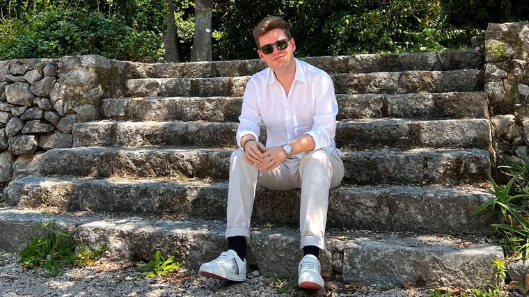 La vida de Luka dio un vuelco cuando tenía 12 años.