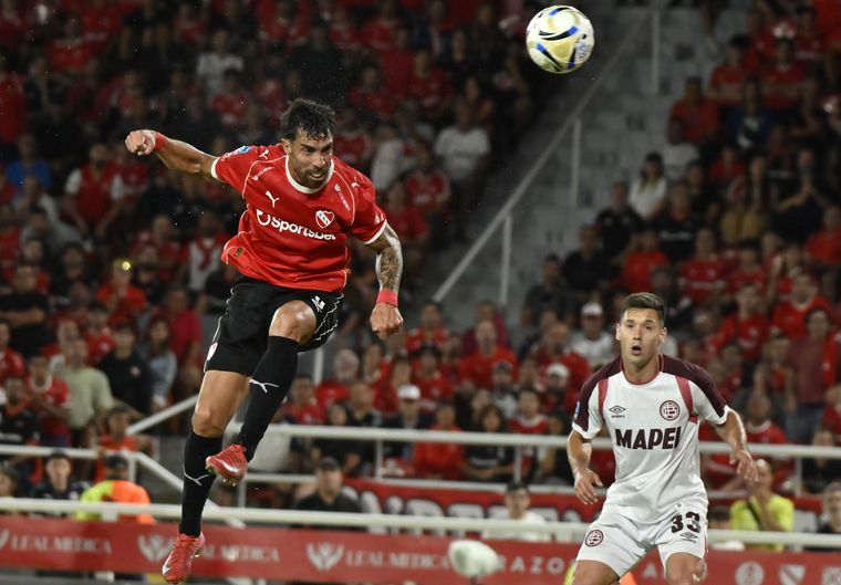 Gabriel &Aacute;valos convirti&oacute; un gol y fue uno de los mejores jugadores de Independiente en la noche de Avellaneda.&nbsp;