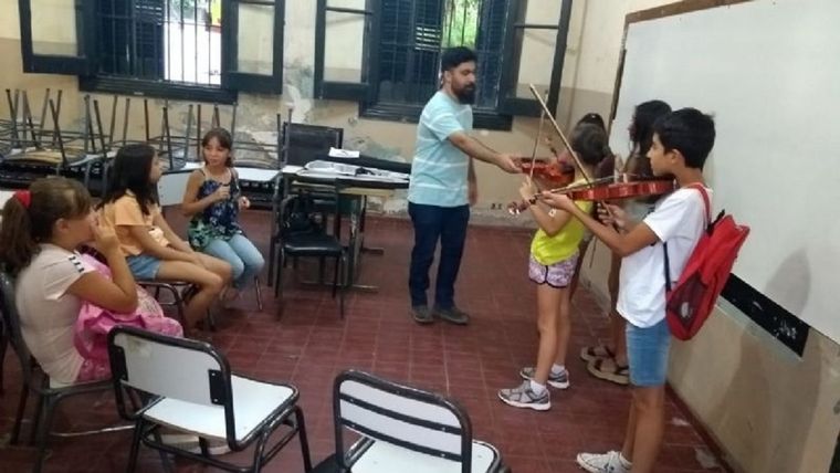 La Orquesta Escuela de San Martín trabaja con chicos desde los 9 años