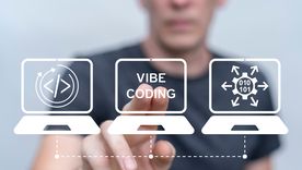 La práctica del vibe coding reemplaza la comprensión técnica del humano por la generación automática de código. La práctica del vibe coding reemplaza la comprensión técnica del humano por la generación automática de código.