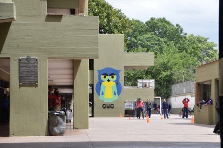 El CUC, uno de los colegios secundarios de la UNCuyo. Foto: UNCuyo.
