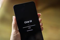 La nueva versión de One UI de Samsung integrará una herramienta de salud para atenuar efectos estroboscópicos.