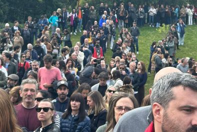 MDZol | En Madrid, miles de argentinos se acercaron para emitir su voto.