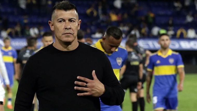 El DT fue presentado en Colo Colo, donde jugará la clasificación a la fase de grupos de la Copa Libertadores. Foto: Foto: archivo