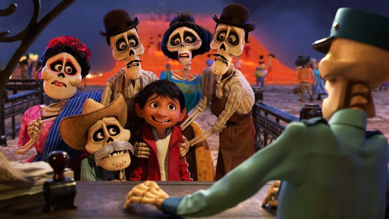 Pixar sorprendió al anunciar la segunda parte de Coco. Pixar sorprendió al anunciar la segunda parte de Coco.