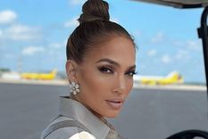JENNIFER LOPEZ Jennifer Lynn Affleck es una actriz, cantautora, bailarina, productora, diseñadora y empresaria estadounidense Foto: INSTAGRAM @JLO