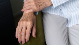 La artritis es una enfermedad crónica. Foto: Freepik La artritis es una enfermedad crónica. Foto: Freepik