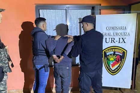 Detuvieron al padre de la nena de 4 años que murió mientras su familia intentaba cruzar a Paraguay en canoa por el río Paraná. Foto: Misiones online