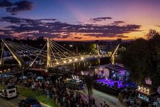 Villa Carlos Paz realizará este viernes desde las 20 su apertura de temporada 2025. Además, debutará su primer espectáculo: Si, quiero, protagonizado por Lizy Tagliani. Foto: Turismo Villa Carlos Paz