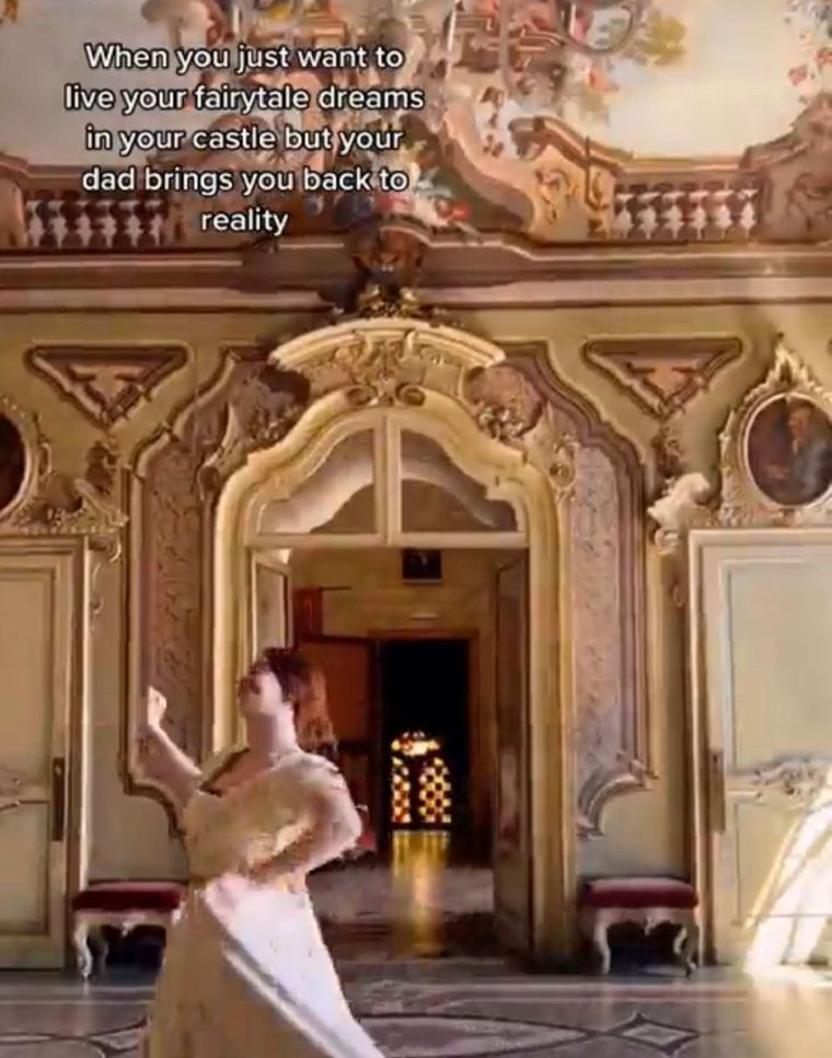 Ludovica muestra cada rincón del castillo en sus videos Foto: captura de video @thecastlediary