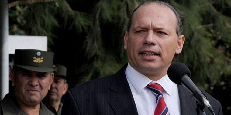 Sergio Berni, jefe de bloque de senadores peronistas en al Legislatura bonaerense, esta en contra del pedido de un grupo de intendentes para la creación de policías municipales Sergio Berni, jefe de bloque de senadores peronistas en al Legislatura bonaerense, esta en contra del pedido de un grupo de intendentes para la creación de policías municipales