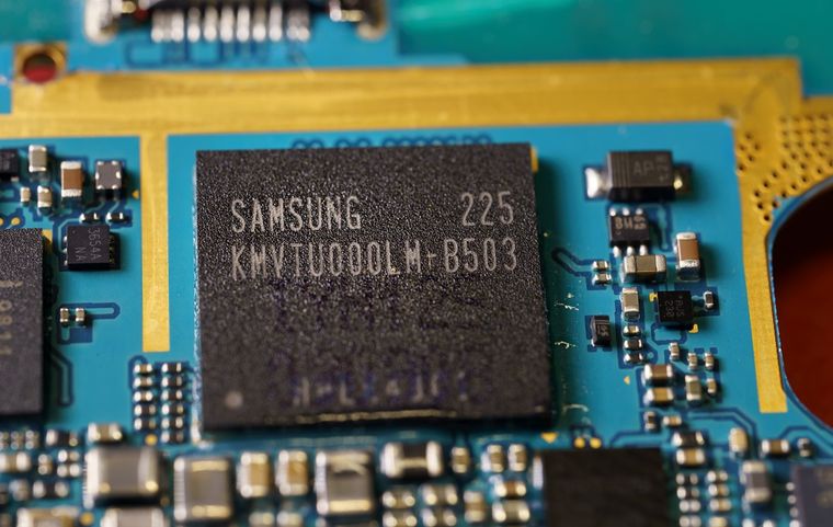 La suba de precios en las memorias de Samsung anticipa un encarecimiento de la tecnología. La suba de precios en las memorias de Samsung anticipa un encarecimiento de la tecnología.