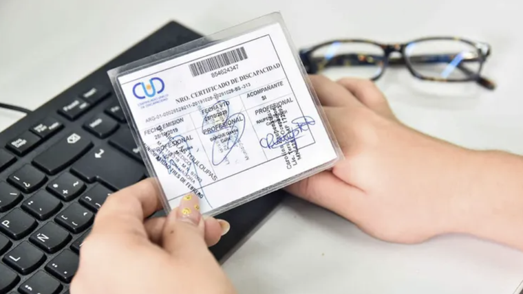 El CUD certifica la discapacidad y habilita el acceso a derechos y beneficios estatales.