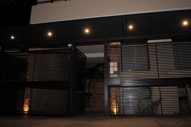 MDZol | En este edificio entraron ladrones mientras la pareja dormía. Foto: Flor Kaiser/MDZ