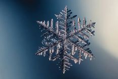 Las condiciones en las nubes deben ser las adecuadas para que se formen copos. Foto: GETTY IMAGES