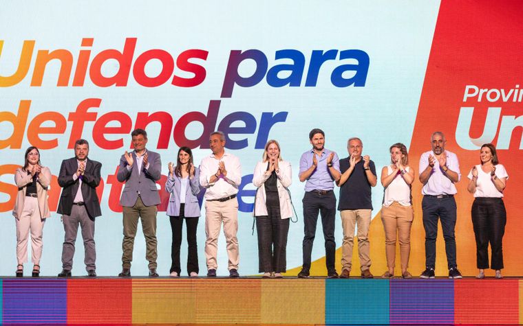 El acto de Provincias Unidas en Rosario