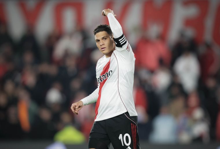 Juanfer Quintero se enojó con la hinchada de River.