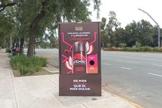 llenate de dulzura: la via publica de axe fotos