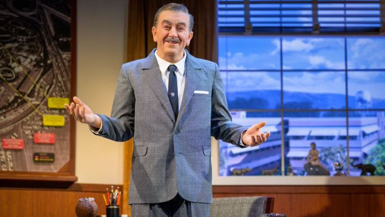 Walt Disney tendrá su propio animatrónico. Walt Disney tendrá su propio animatrónico.