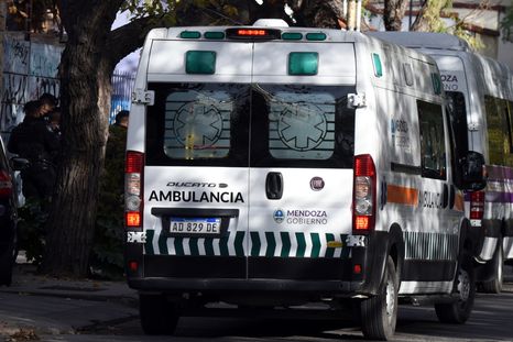 La niña fue internada en el Perrupato y luego en el Notti, donde quedó en observación Foto: ALF PONCE MERCADO / MDZ