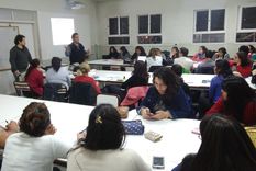 tras el reclamo, manana se pagan las becas estimulo