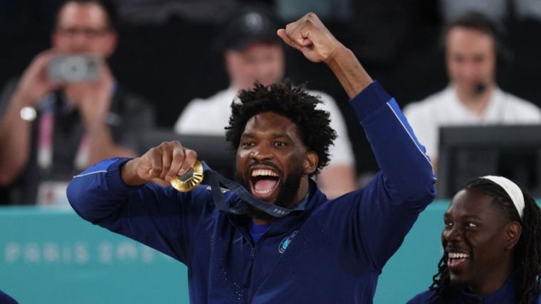 Joel Embiid, el villano y verdugo de los franceses. Foto: Instagram @joelembiid