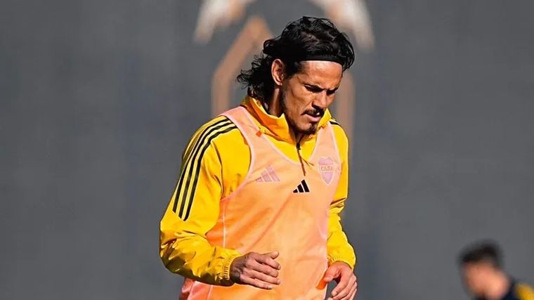 Cavani volverá a quedar afuera de la convocatoria. Cavani volverá a quedar afuera de la convocatoria.