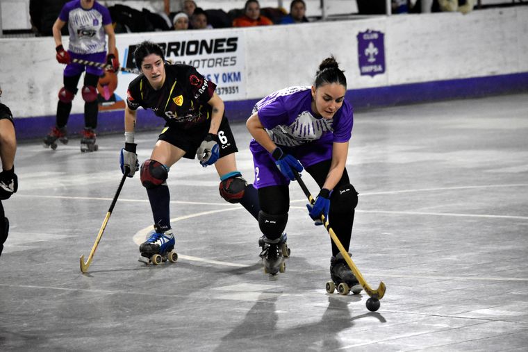 Impsa es el campeón del hockey sobre patines femenino. Impsa es el campeón del hockey sobre patines femenino.