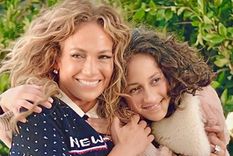 la hija de jennifer lopez y marc anthony publico una foto junto a ben affleck