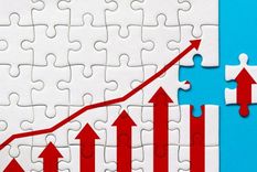 La teoría clásica afirma que los precios deberían haberse disparado al aumentar tanto la masa monetaria. Foto: Getty Images